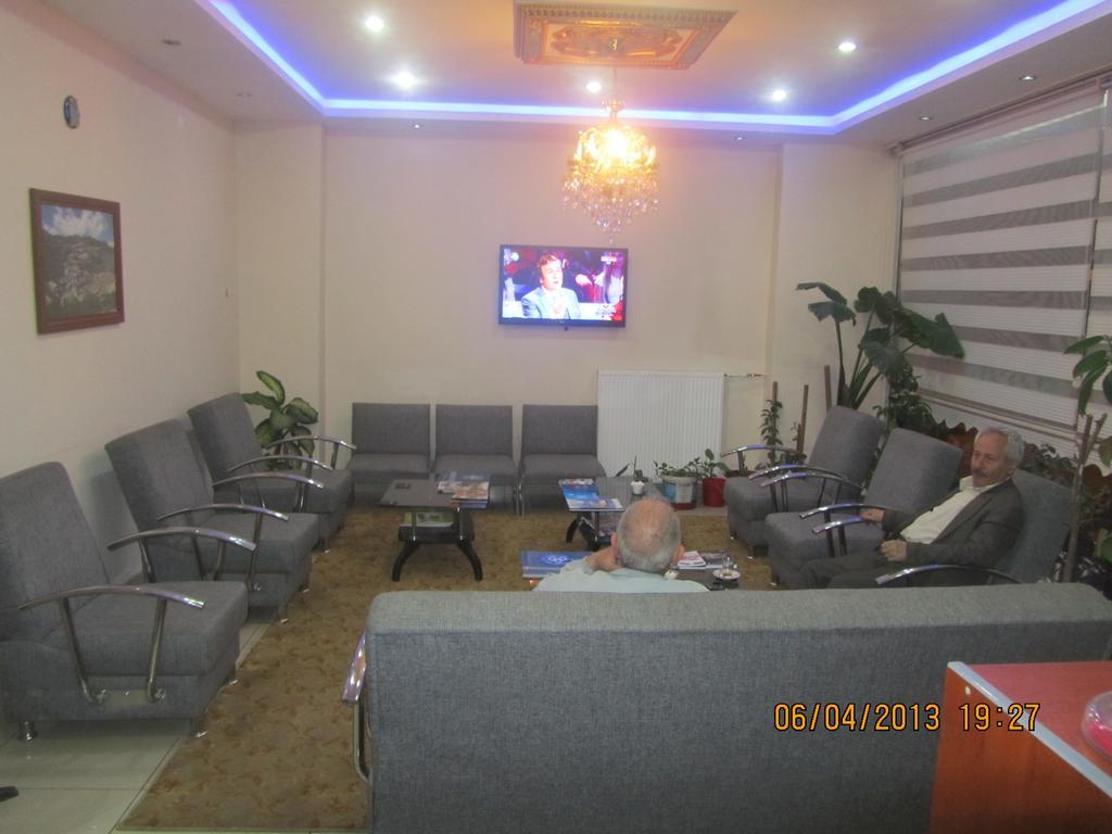 Hotel Yesil Artvin 埃尔祖鲁姆 外观 照片